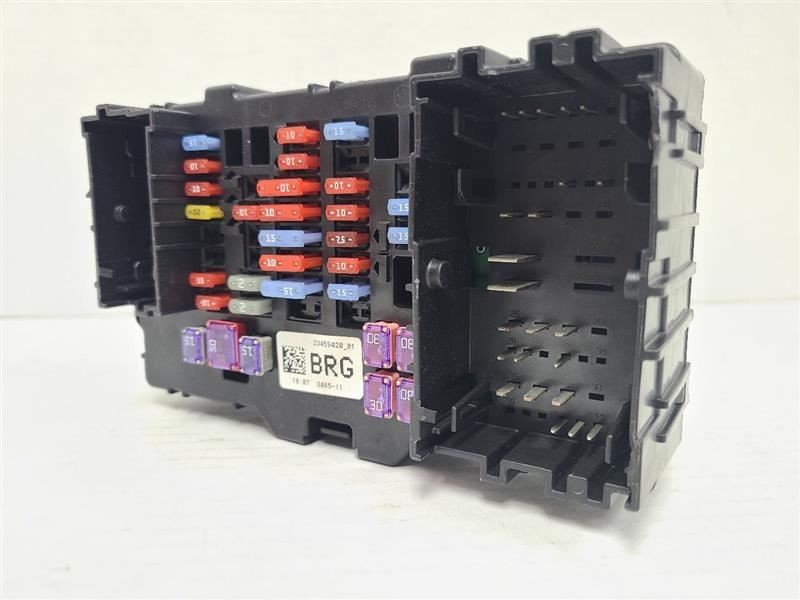 SILVRDO15 2016 Fuse Box Cabin 564760