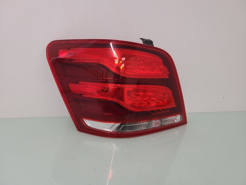 Driver Tail Light 204 Type GLK250 Fits 13-15 MERCEDES GLK-CLASS 587148