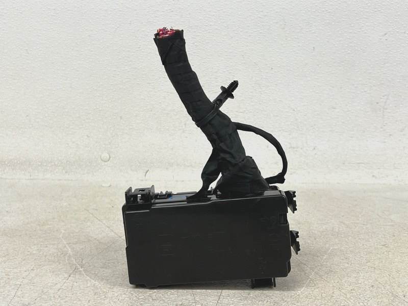 ⭐2017-2023 GMC ACADIA DENALI FUSE RELAY JUNCTION BOX BLOCK FUSEBOX OEM LOT2689