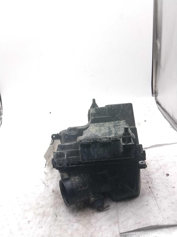 2010 Nissan Murano Air Cleaner Assembly OEM Black 3.5L 200K Miles NJ25-25594