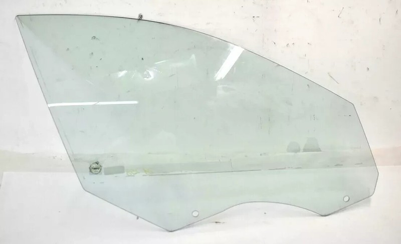 11-16 BMW F10 535i 528i Front Right Side Door Window Glass 51337182110 OEM
