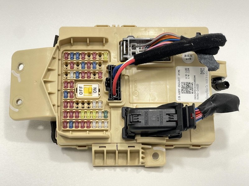 2019-2020 KIA OPTIMA CABIN FUSE BOX 2.4L AT FWD 69K -LX- 60842