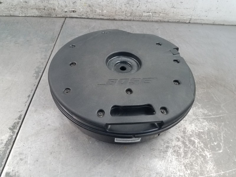 2015 Nissan 370Z Nismo Bose Trunk Subwoofer / Amplifier #0785 K3