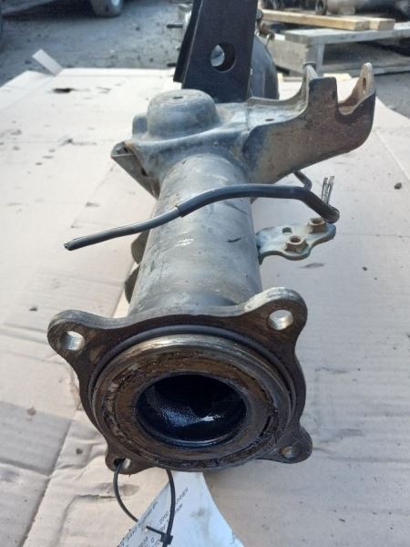 96 97 98 99 00 TOYOTA 4 RUNNER REAR AXLE HOUSING WITHOUT ABS