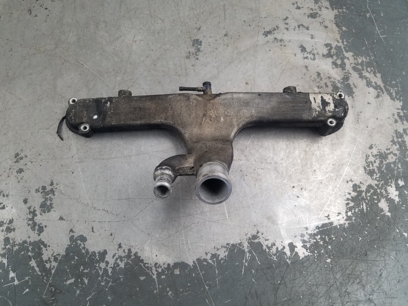 2005 Lamborghini Gallardo 5.0L V10 Coolant Pipe #2070 H3