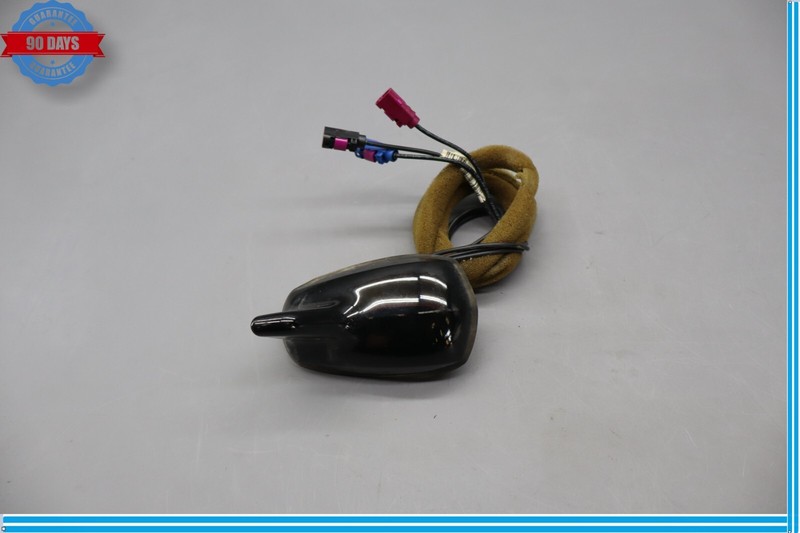 10-10-14 Mercedes E350 E550 W207 Shark Fin Radio Antenna 2048207275 Oem
