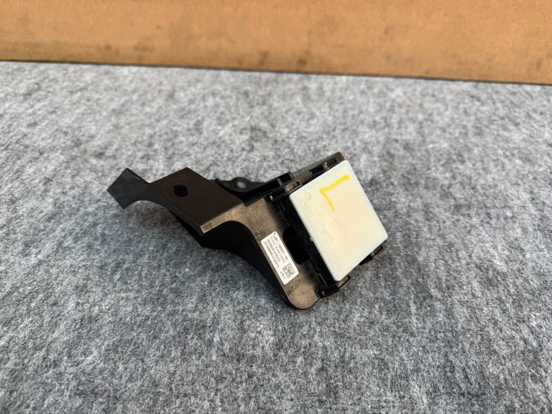 FORD MUSTANG MACH-E 2021-2024 OEM REAR LEFT BLIND SPOT RADAR SENSOR W/ BRACKET