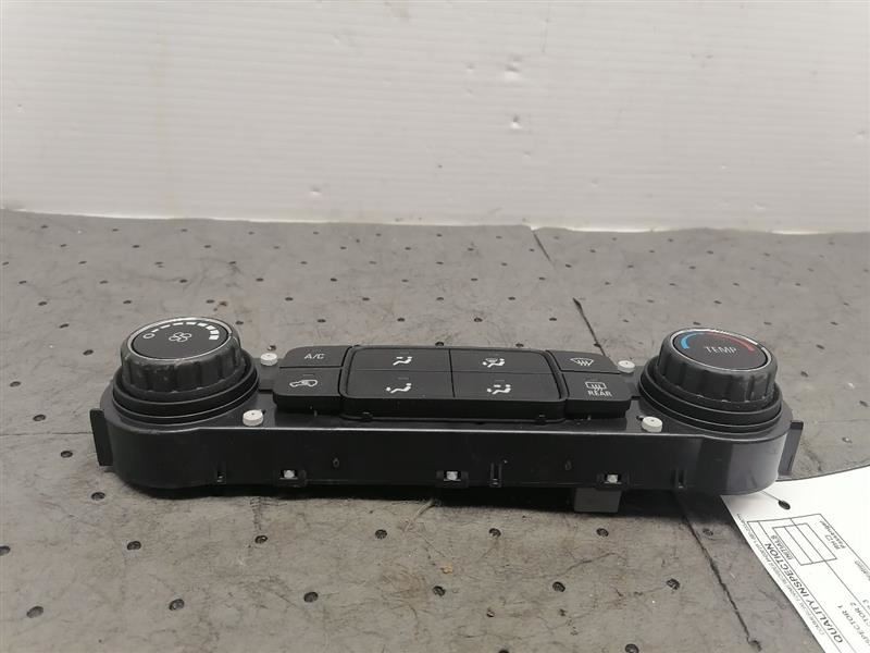 Temperature Control Panel ID 84296135 Fits 18-19 TERRAIN 1330006
