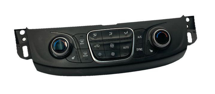 Chevrolet Traverse climate control 2018 to 2021 hvac ac front panel OEM 84344402