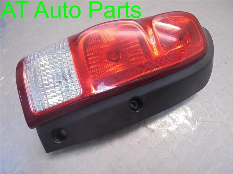 05-09 CHEVROLET UPLANDER LEFT TAILLIGHT LAMP REAR BRAKE OEM 15787131