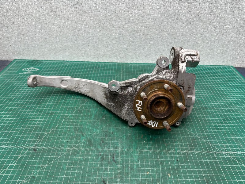 10-15 JAGUAR XF XK 5.0L RWD FRONT LEFT DRIVER SIDE SPINDLE KNUCKLE W/ HUB OEM