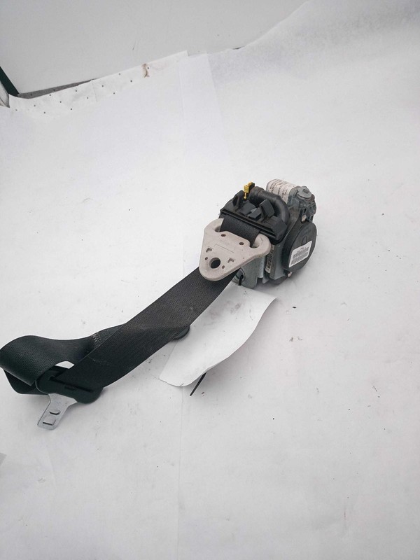 2010 Dodge Caliber OEM Silver Seat Belt, Used, 133K Miles, Fast Shipping