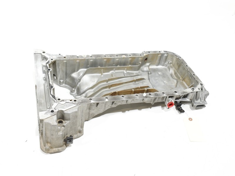 12-20 Mercedes X166 GL450 SL550 E550 CLS550 Upper Oil Pan Section 2780140200 OEM