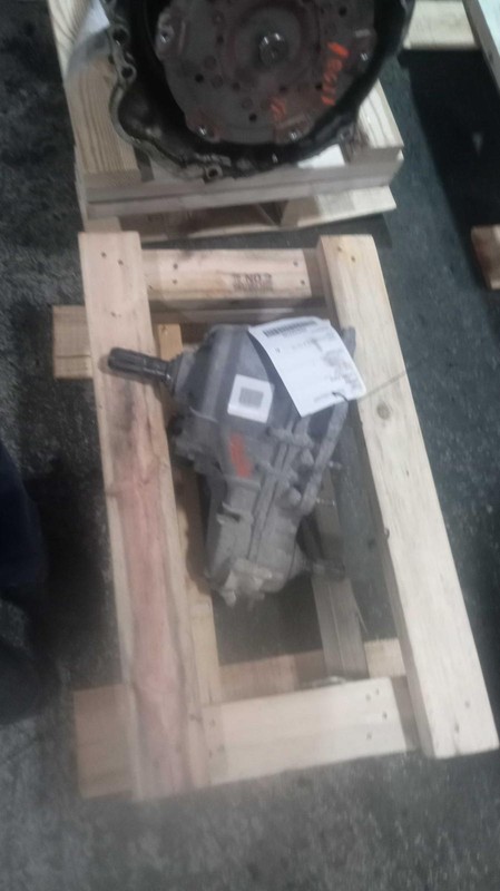 2022 Cadillac CT4 Transfer Case Assembly 4WD OEM 72000 Miles Red