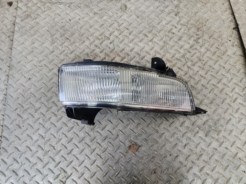 2006-2011 Cadillac DTS Bumper Mounted Fog Light Lamp Left Driver OEM 25797625