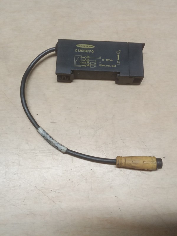 Banner D12SP6FPQ Plastic Fiber Optic Sensor