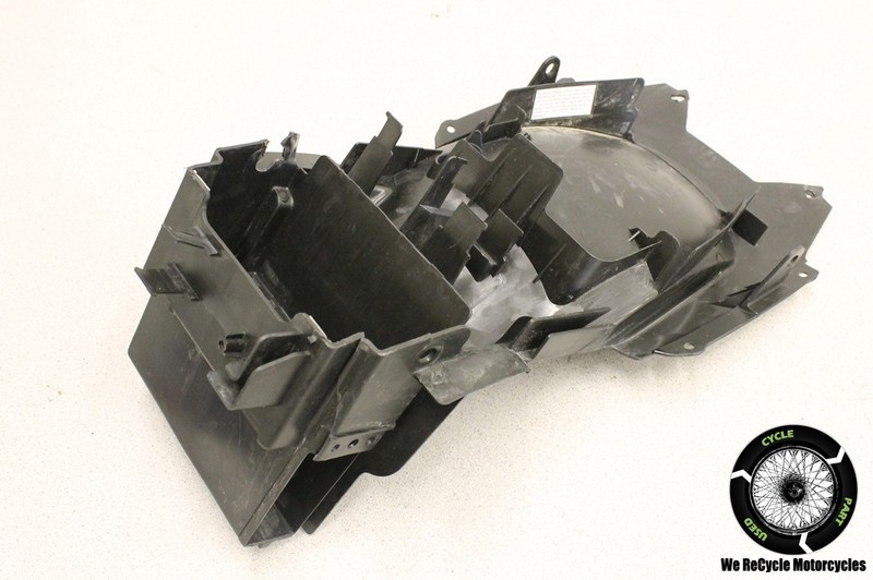 08 SUZUKI SV 650 S REAR LOWER BELLY FENDER MUD GUARD BATTERY TRAY OEM SV650 *