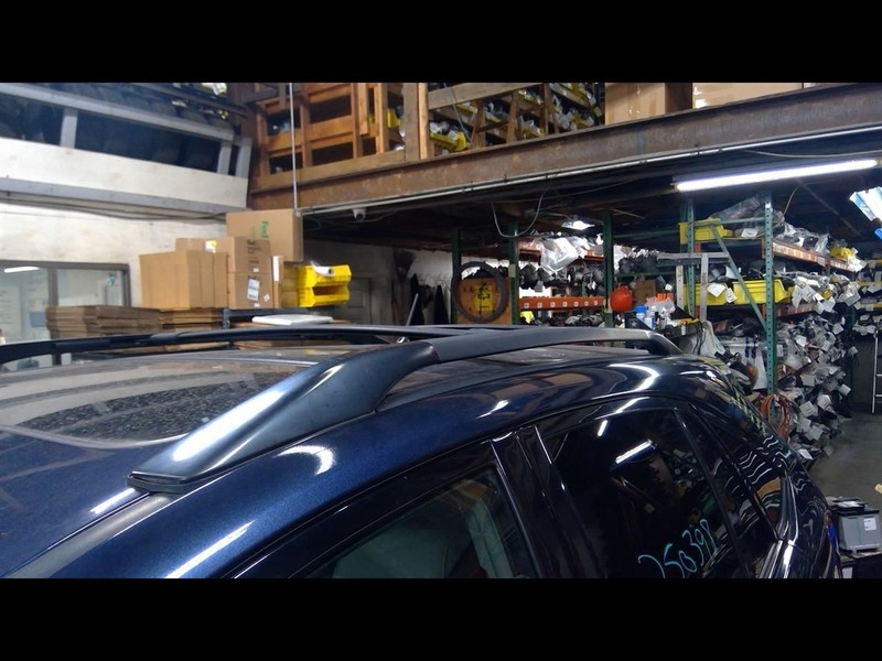 RX330 2006-2009 Left Luggage Rack 1672881