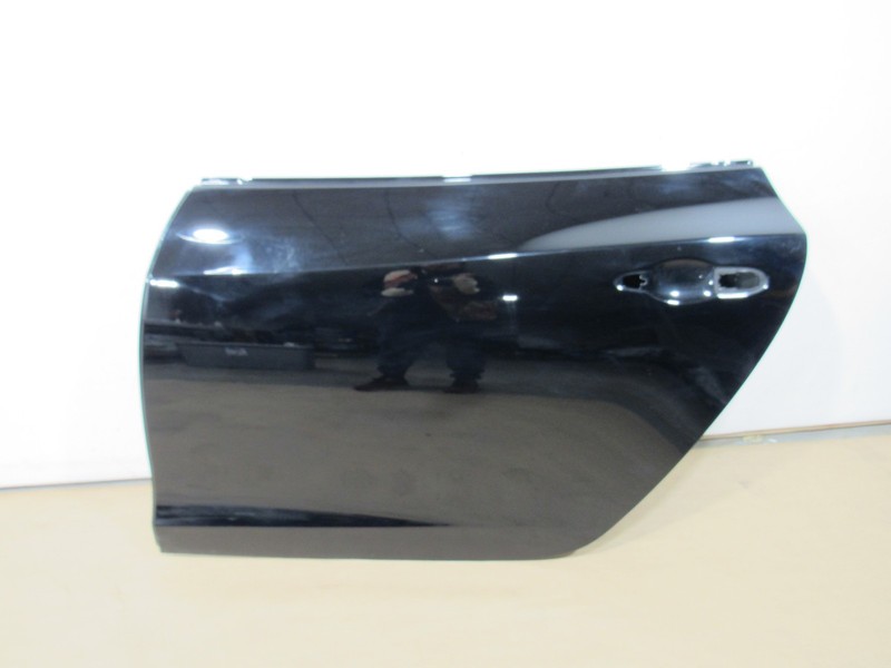 14-19 Maserati Quattroporte 2016 Rear Left Driver Door Shell ;:A