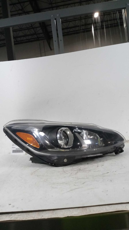 2020 Chevrolet Spark Right Headlight Assembly Black 673675 139K Miles