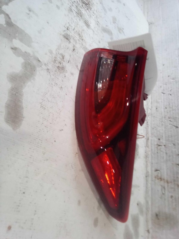 2019 Hyundai Ioniq Right Tail Light Assembly Red 661888 47K Miles Used