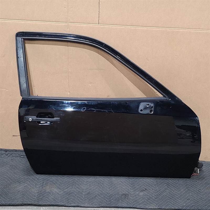 1984 Porsche 944 Passenger Door With Glass AA7039
