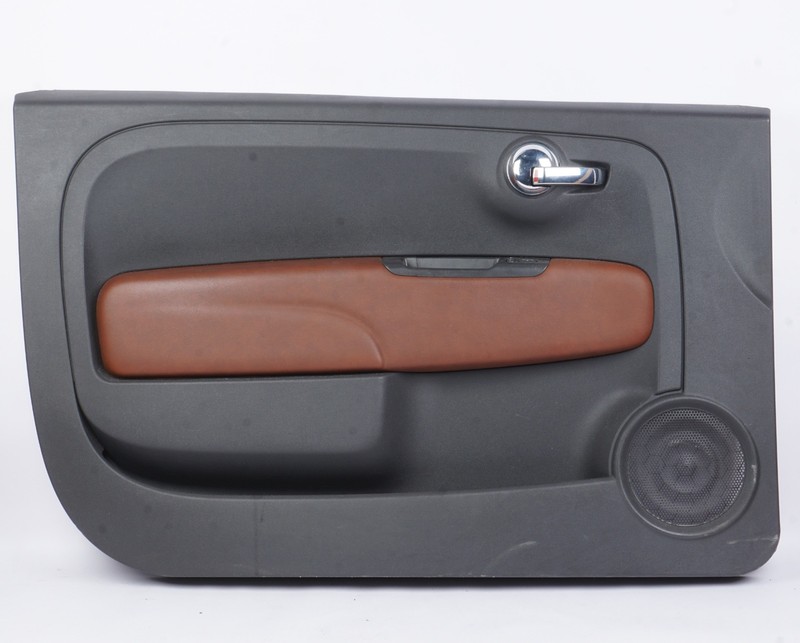 12-19 Fiat 500 Abarth Coupe Left Leather Interior Door Trim Panel