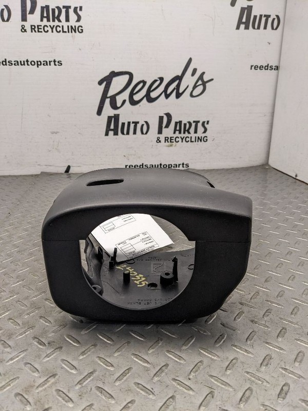 2015 - 2019 CHEVROLET TAHOE STEERING COLUMN SHROUD UPPER & LOWER COVER T 118