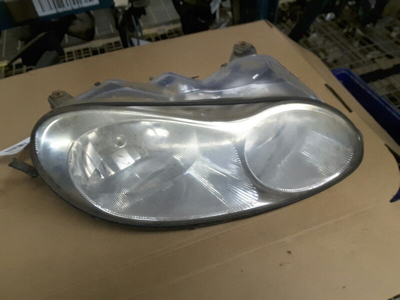 98 99 00 01 CONCORDE R. HEADLIGHT 32335