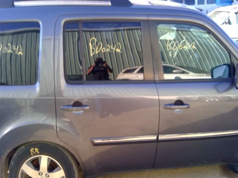 Passenger Rear Side Door Electric With Sunshade Fits 09-15 PILOT 574552