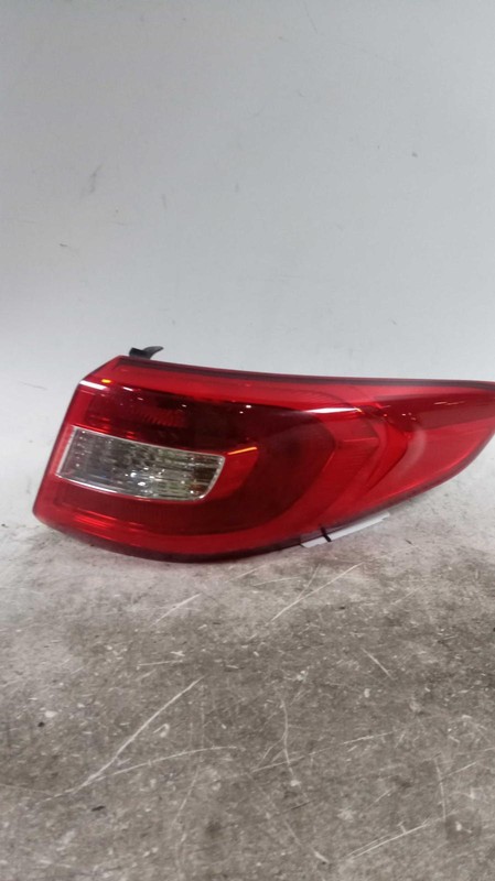 2015 Hyundai Sonata Right Tail Light Assembly Blue OEM Used 150K Miles