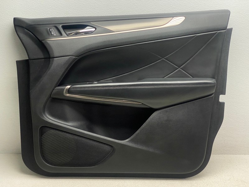 2015-2019 LINCOLN MKC FRONT RIGHT PASSENGER SIDE DOOR PANEL ASSEMBLY OEM LOT722