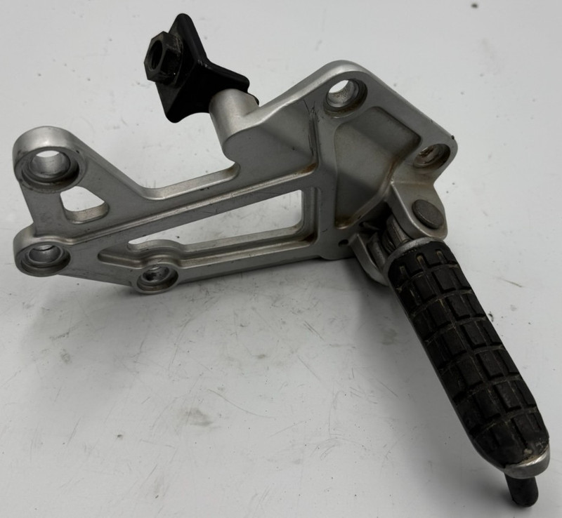 2004 Kawasaki Ninja EX250 Left Rear Foot Rest Peg Shift EX 250 J 2007 06 05
