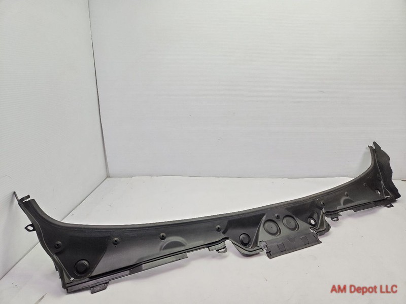 2015 BMW 328i 320i 335i F30 F31 Windshield Cover Bottom Trim Cowl51717258177