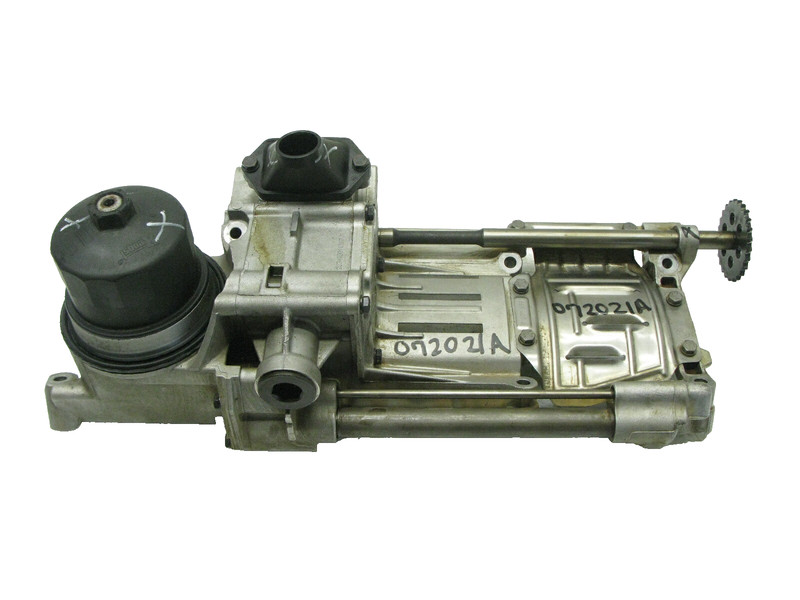 2004-2010 BMW X5 4.4L 4.8L N62N Oil Filter Housing w/ Pump OEM 072021A