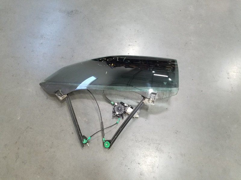 2002 Chevy Corvette C5 Z06 Left Driver Door Glass / Regulator #2097 VV6
