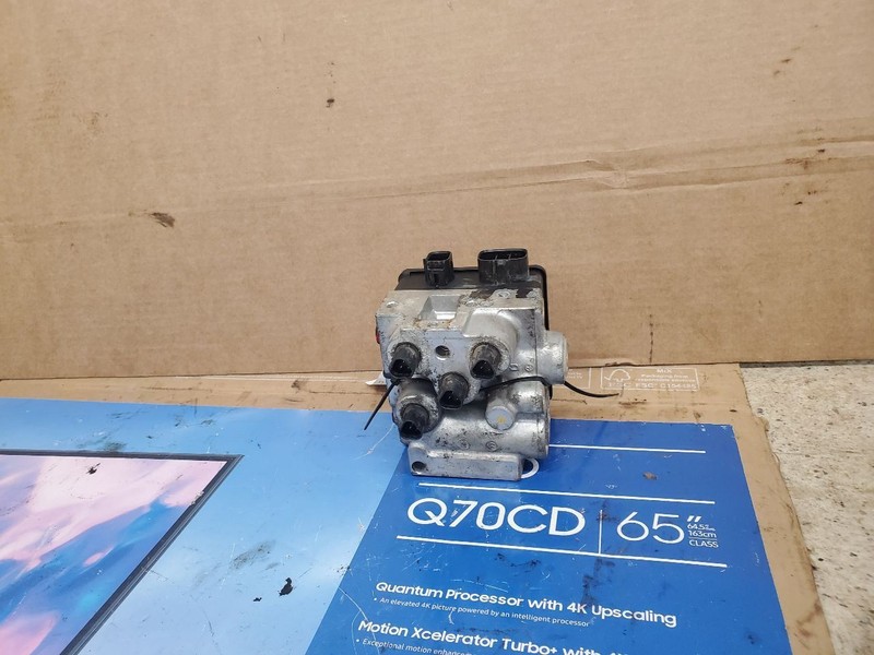 Anti-Lock Brake Part Actuator And Pump Assembly Fits 01-03 PRIUS 302326