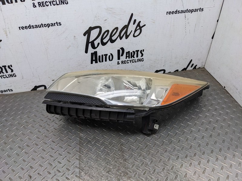 Driver Left Headlight Halogen Fits 13-16 ESCAPE 1161277