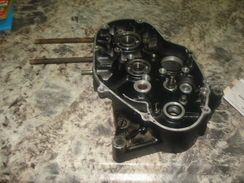 Suzuki DS80 engine no ds80-139375 right engine case crankcase dirt bike part