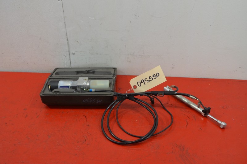 07-13 MERCEDES W221 S550 REAR TRUNK LID HYDRAULIC PUMP ACTUATOR W SHOCK OEM