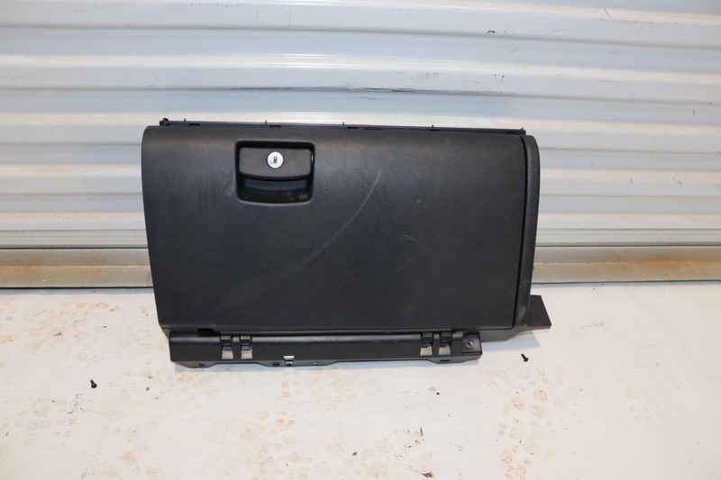 2018-2023 SUBARU CROSSTREK DASHBOARD PASSENGER GLOVE BOX STORAGE COMPARTMENT OEM