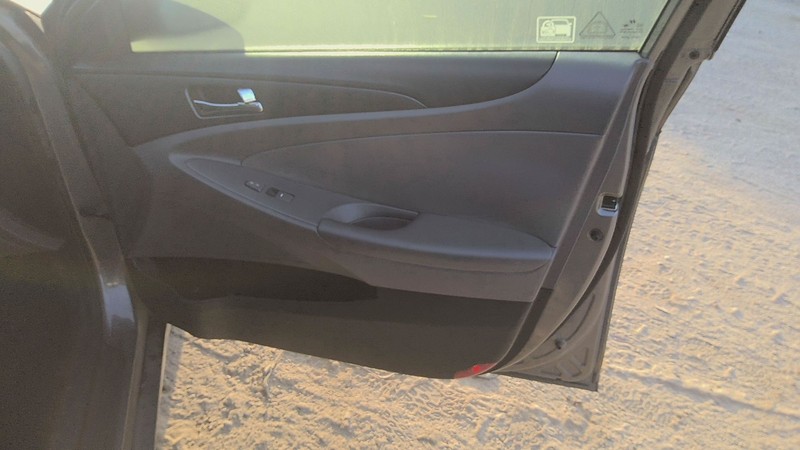 Front Door Trim Panel HYUNDAI SONATA Right 13 12 11 14 15