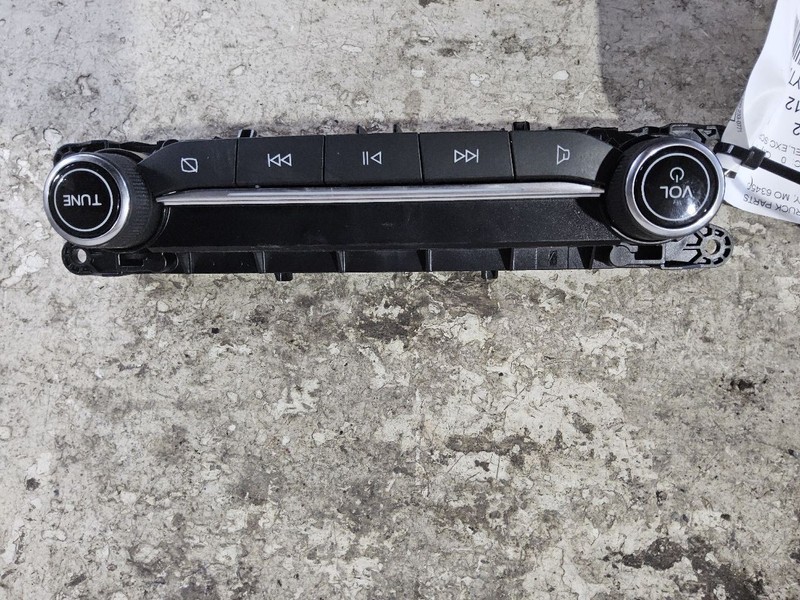 2020-2022 Ford Escape Radio Control Panel fits 8" Screen ID LJ6T-18K811-CB