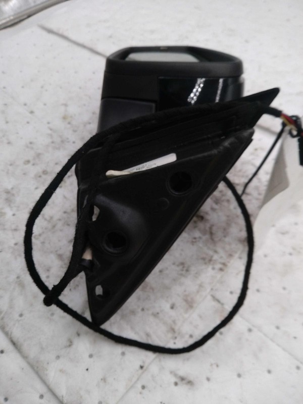 Used Left Door Mirror fits: 2014 Volkswagen Passat Power w/memory opt 6XG heated