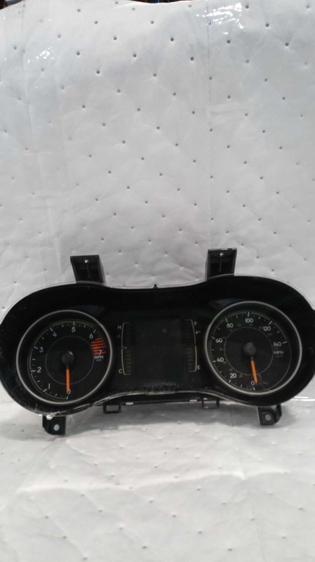 2019 Jeep Cherokee Speedometer Gauge OEM 68379607AI 140 MPH 86000 Miles