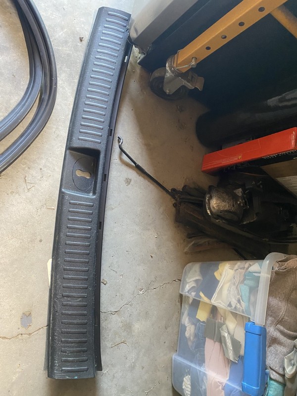 2019 KIA Sorento L Trunk Latch Trim OEM 85770-C6000