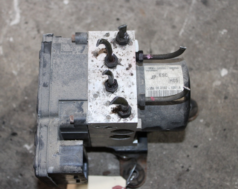 589203M050 09-11 GENESIS Sedan Anti-Lock Brake Abs Actuator Pump Module