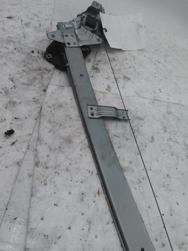 2015 Subaru Forester Right Window Regulator Black 224678 Used 153K Miles
