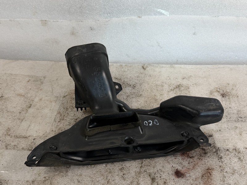 2006 LEXUS ES300 AIR INTAKE CLEANER TUBE ASSY 17750-20110 OEM 2006