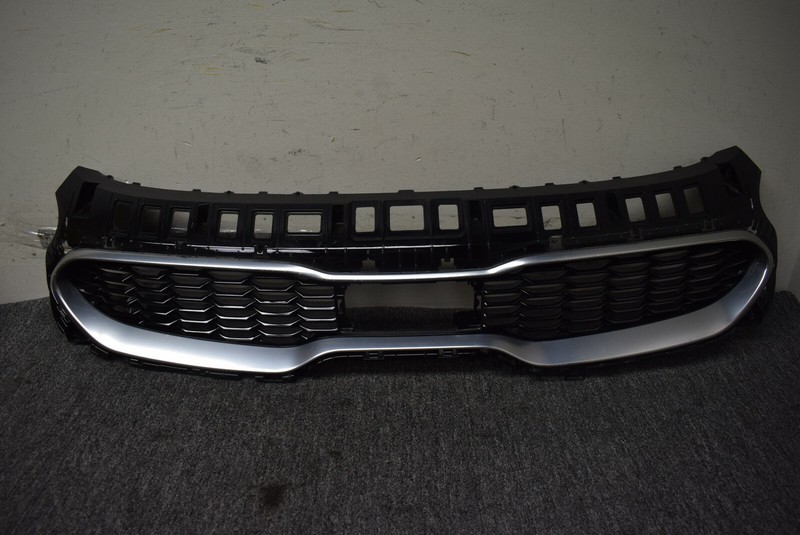 2018-2019 KIA STINGER GRILLE FACTORY OEM